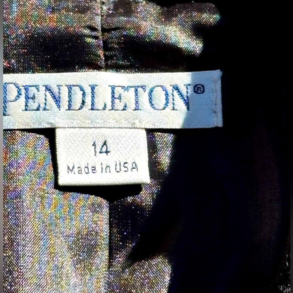 Pendleton 100% Virgin Wool Blazer. Fully Lined, N… - image 2